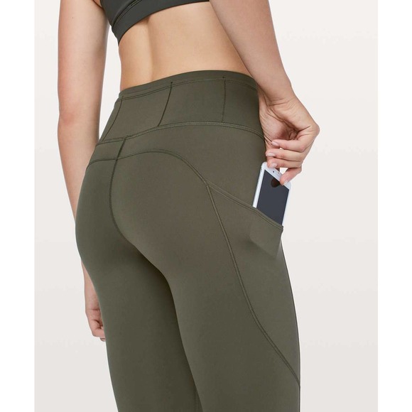 Lululemon Fast and Free High Rise Crop - Size 6 - Picture 2 of 4